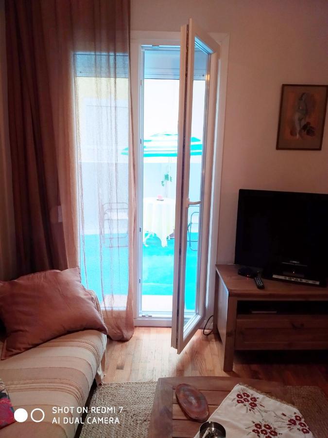 Betty Blue Και Για Διαμονή Μεγάλης Διάρκειας Thessaloniki Exterior foto